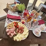 فندق مبيت وإفطار Tenuta Barone 3*